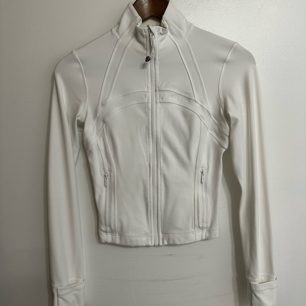 Lululemon Athletica White Utility Jacket with Fitted Silhouette